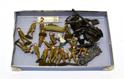 Lot 5401 - Military Figures including two stretcher teams, rangefinder, field gun with gun layer and...