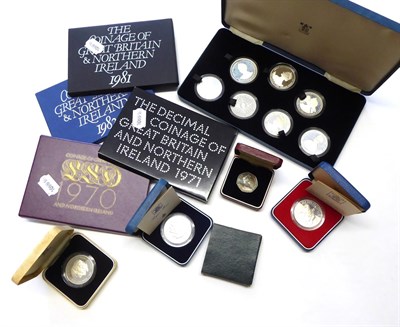 Lot 2015 - A Collection of base and silver modern proof coins and sets and sets: 1980 Queen Mother 7...