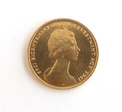 Lot 2083 - Isle of Man Sovereign 1965 in original green box This 22ct Gold sovereign coin features...