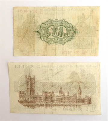Lot 2208 - 2 x Treasury Notes comprising: £1, Second Warren Fisher Issue (February 1923), serial No....