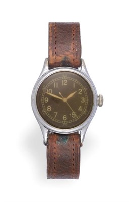 Lot 2216 - A World War II A-11 Type US Air Force Military Centre Seconds Wristwatch, signed Bulova, circa...