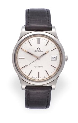 Lot 2261 - A Stainless Steel Calendar Centre Seconds Wristwatch, signed Omega, Geneve, ref: 1360102, 1972,...