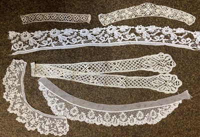 Lot 2021 - Assorted Mainly Early 20th Century Lace, comprising Maltese collars, handkerchief edges,...