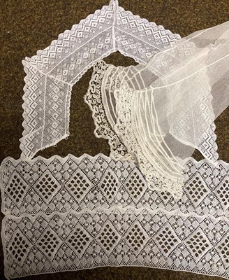 Lot 2024 - Assorted Mainly Early 20th Century Mixed Lace, comprising Ayrshire embroidery on white cotton...
