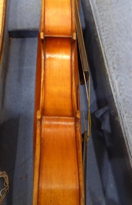Lot 2024 - Violin 14'' two piece back, no label, case with bow