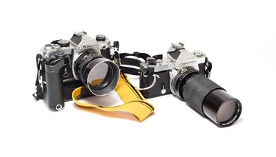 Lot 2137 - Nikon Two Cameras (i) Nikkormat FT no.4634686 with Vivitar f4.5 70-210mm lens (ii) FM...