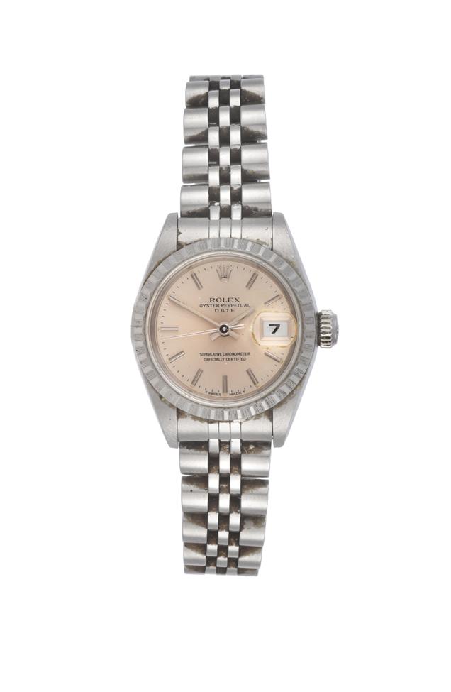 Lot 206 - A Lady's Stainless Steel Automatic Calendar Centre Seconds Wristwatch, signed Rolex, Oyster...