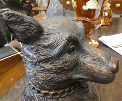 Lot 273 - A Black Forest Carved Wood Snuff Mull, modelled as the head of a bear with glass eyes and...