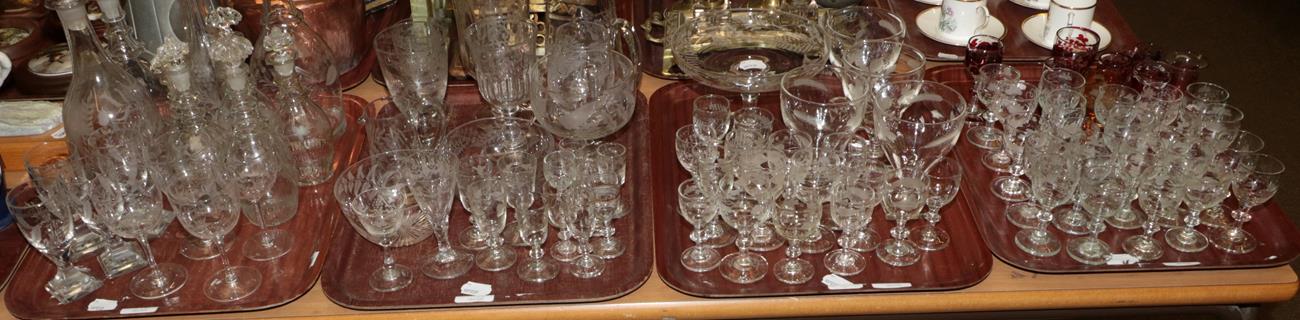 Lot 118 - A quantity of engraved glass