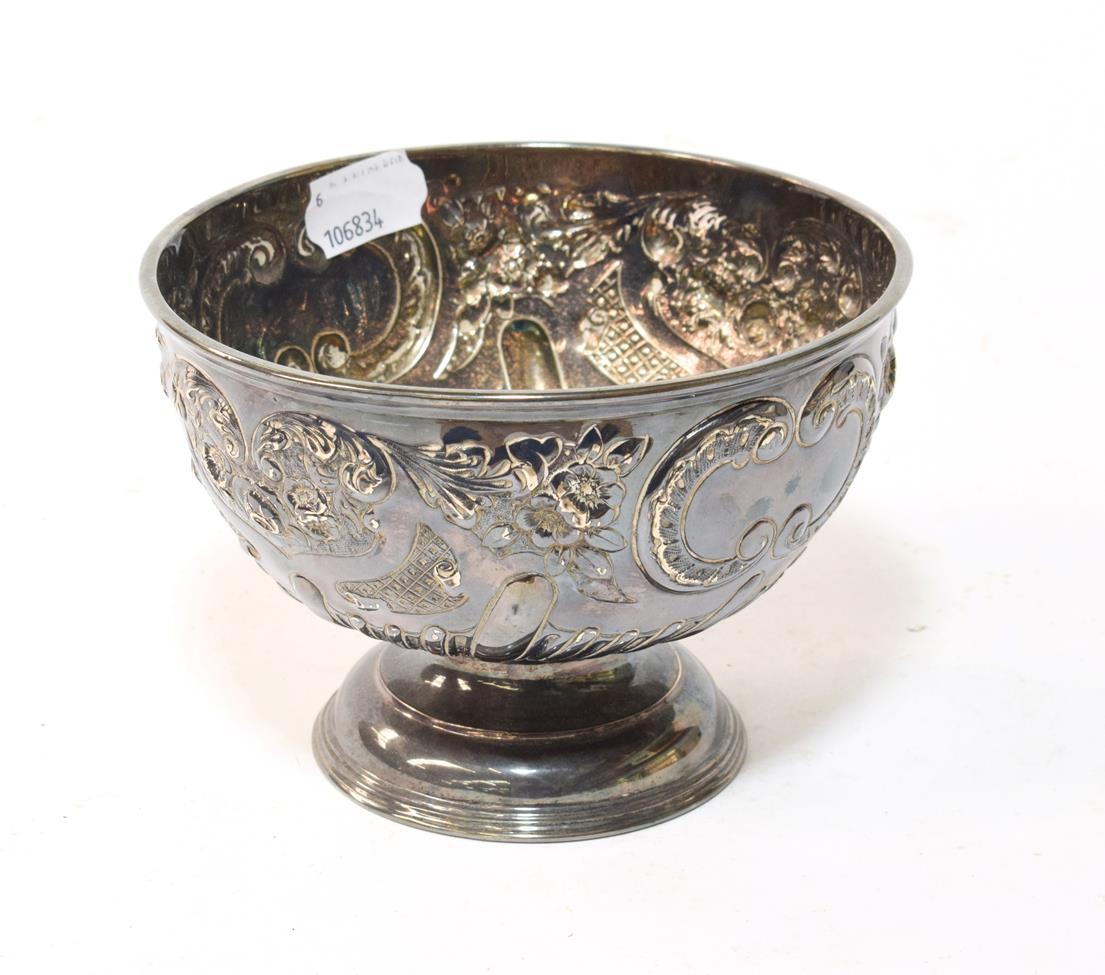 Lot 160 - An Edward VII silver rose bowl, by Walter and Charles Sissons, London, 1903 tapering and on...