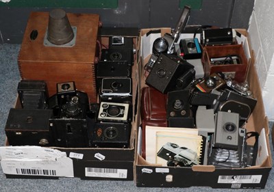 Lot 371 - Two boxes of cameras