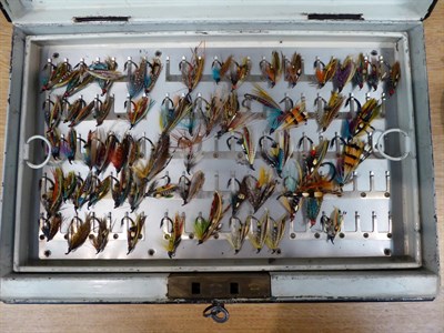 Lot 3005 - A Black Japanned Salmon Fly Reservoir with 5 lift out trays containing a good selection of...