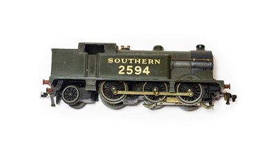 Lot 3164 - Hornby Dublo 3 Rail 0-6-2 Southern 2594 Locomotive large gold lettering to sides (G-E, some wear to