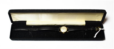 Lot 566 - A lady's 9 carat gold Rotary wristwatch