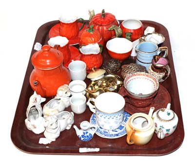 Lot 719 - A tray of children's various tea wares and ornaments