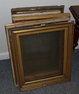 Lot 1084 - 19th Century and later gilt and gesso picture frames of assorted sizes (9)