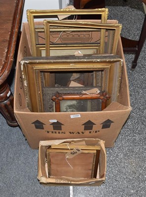 Lot 1090 - 19th Century and later gilt and gesso rectangular picture frames of assorted sizes (17)