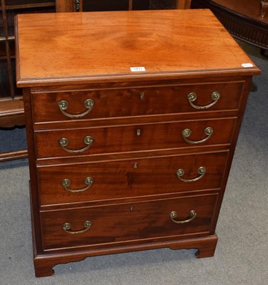 Lot 1411 - A reproduction mahogany chest of drawers