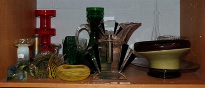Lot 148 - A selection of 20th Century Studio glass including an Art Deco style glass display bottle, a...