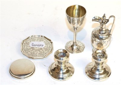 Lot 281 - A three-piece Victorian silver travelling communion set, by George John Richards and Edward Charles