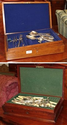 Lot 351 - Two cutlery boxes with mixed plated flatware