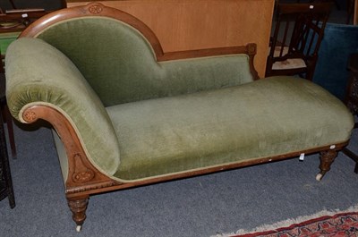 Lot 1298 - A Victorian mahogany chaise lounge