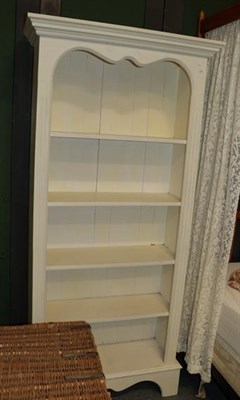 Lot 1428 - A white painted five-tier open bookcase, 188cm high by 89cm wide