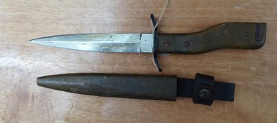 Lot 183 - A First World War German Demag Crank Handle Bayonet/Trench Knife, the 14.5cm double edge...