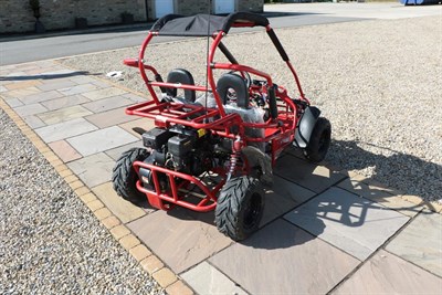 Lot 2248 - Quadzilla Midi Bug Serial Number: LOBBTNOY0E0004138 Powered by a 168cc 4 stroke engine  With...
