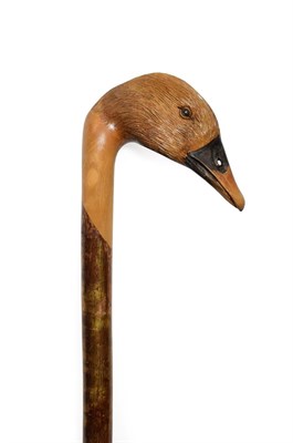 Lot 403 - An Ian Taylor Goose Walking Cane, the handle naturalistically carved and decorated as the head,...