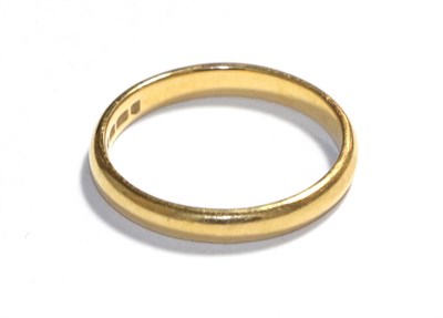 Lot 91 - A 22 carat gold band ring, finger size K