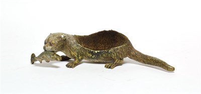 Lot 216 - Franz Bergmann bronze otter pen wipe, with fish in jaw