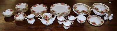 Lot 252 - Royal Albert Old Country Roses tea/dinner wares