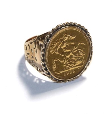 Lot 388 - A 1930 full sovereign mounted as a ring, finger size S