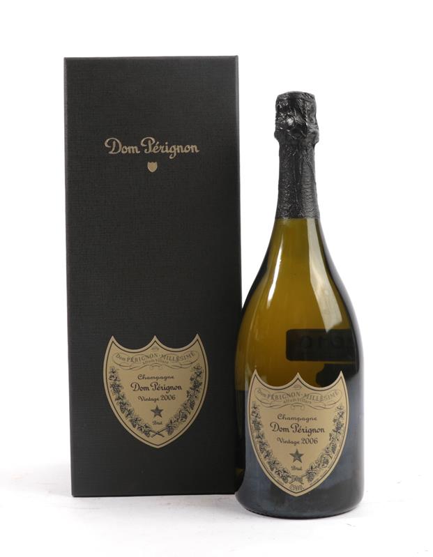 Lot 2010 - Möet & Chandon Dom Pérignon 2006 Brut Champagne, in presentation box (one bottle)