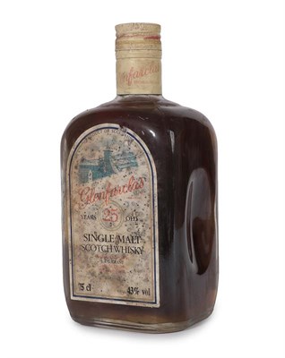 Lot 2161 - Glenfarclas 25 Years Old Single Malt Scotch Whisky, 1980s bottling, 43% vol 75cl (one bottle)