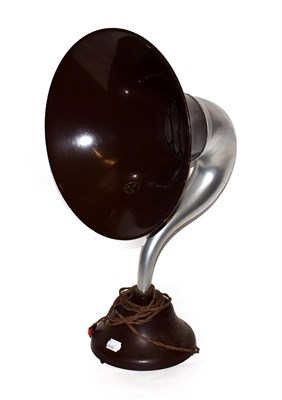 Lot 3090 - A Good BTH Size C Wireless Horn Loudspeaker, with BTH driver, brown Bakelite boss base, curved neck