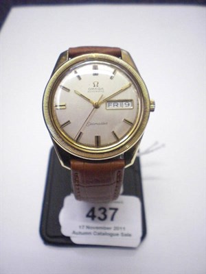 Lot 437 - A 9ct Gold Day/Date Automatic Centre Seconds Wristwatch, signed Omega, Model: Seamaster, 1973,...