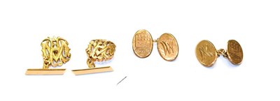 Lot 125 - A pair of 9 carat gold cufflinks, a pair of cufflinks, indistinctly marked; and a wax crest