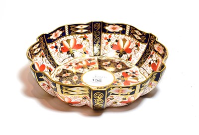 Lot 156 - A Royal Crown Derby Old Imari bowl, pattern 2825, pre-1920, 25.4cm diameter