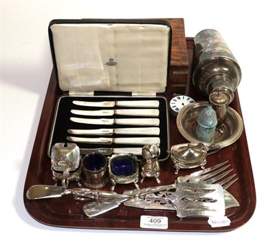 Lot 409 - A mahogany jewellery box, silver pocket watch, silver fruit knives, silver plated fish slice...