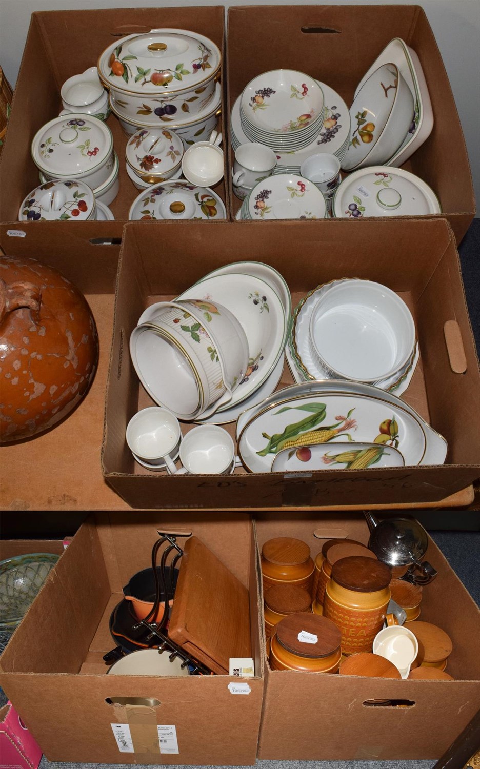 Lot 1156 - Royal Worcester 'Evesham' pattern dinner wares comprising eight various sized tureen/dishes and...
