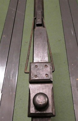 Lot 1207 - An oak easel with provenance of Ralph Leslie Swinden
