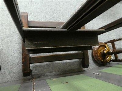 Lot 1207 - An oak easel with provenance of Ralph Leslie Swinden