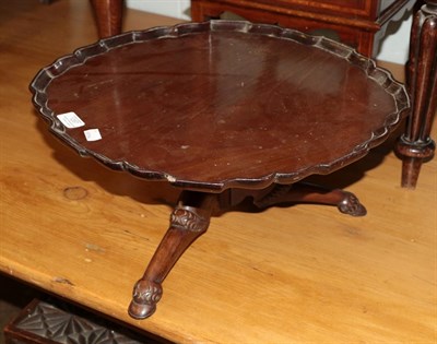 Lot 1287 - A 19th century mahogany lazy Susan