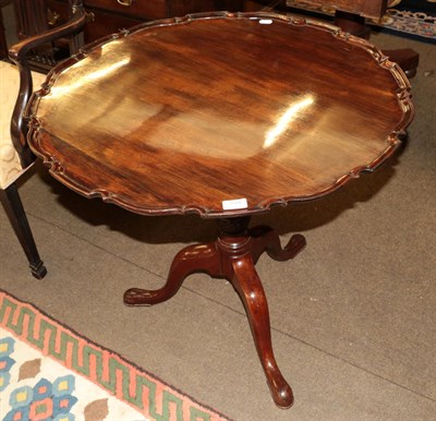 Lot 1324 - A mahogany tripod tilt-top occasional table