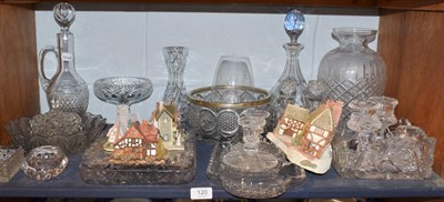 Lot 120 - A large assortment of cut glass and crystal glass ware together with six Lilliput Lane...