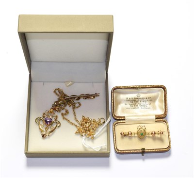 Lot 182 - A group of Edwardian jewellery including an amethyst and seed pearl pendant on chain, pendant...