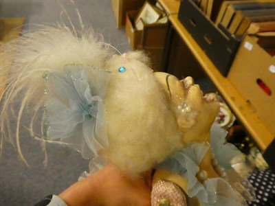 Lot 370 - A collection of 20th/21st century various string and other puppets, harlequin and clown dolls, dumb