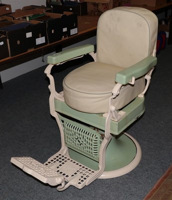 Lot 1164 - A mid 20th century Koken of St Louis USA barbers chair
